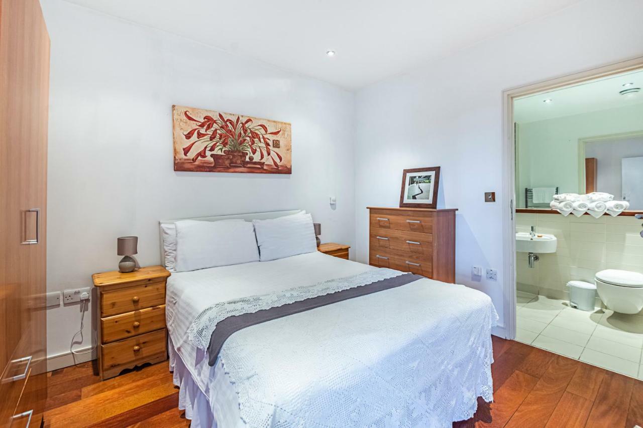 Splendid 3 Bedroom Apartment In Angel/Kings Cross London Exteriör bild